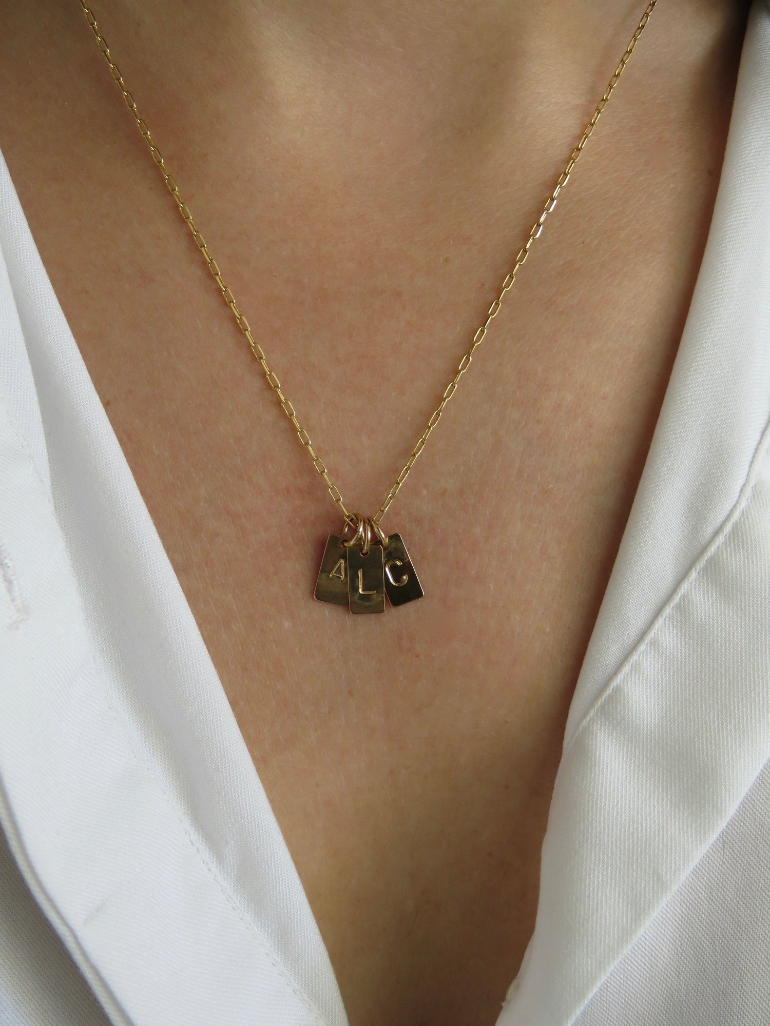 Collier personnalisé (la base) - 1 lettre Jelac