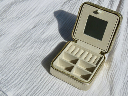 Boite à bijoux dorée Jelac