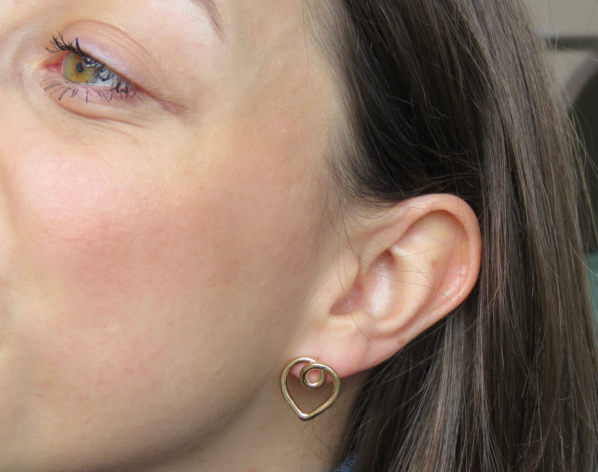 boucles d'oreilles coeur - plaqué or - amour - simplicité - paire de boucles - occasion - st valentin - élégante